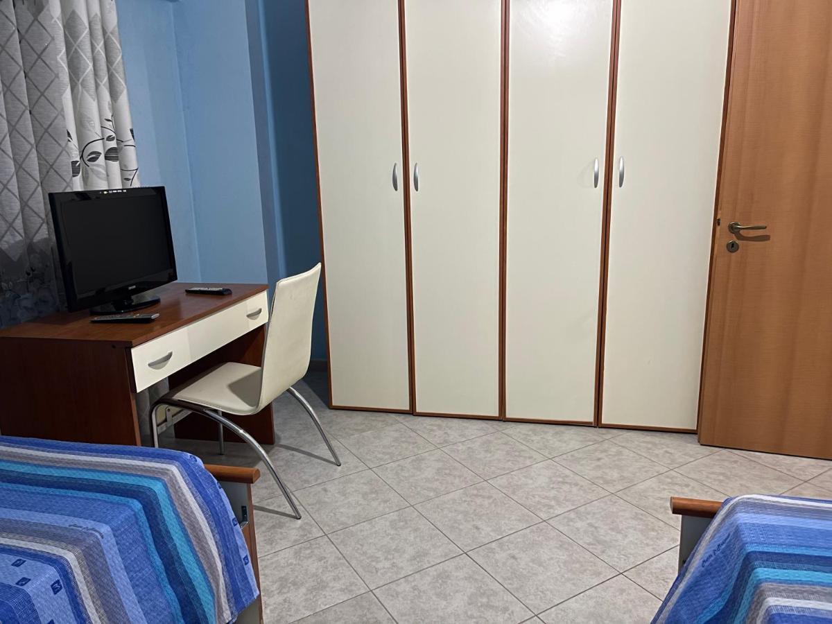Sea View Apartment/Beach/City Center/Wifi Durrës Exterior foto