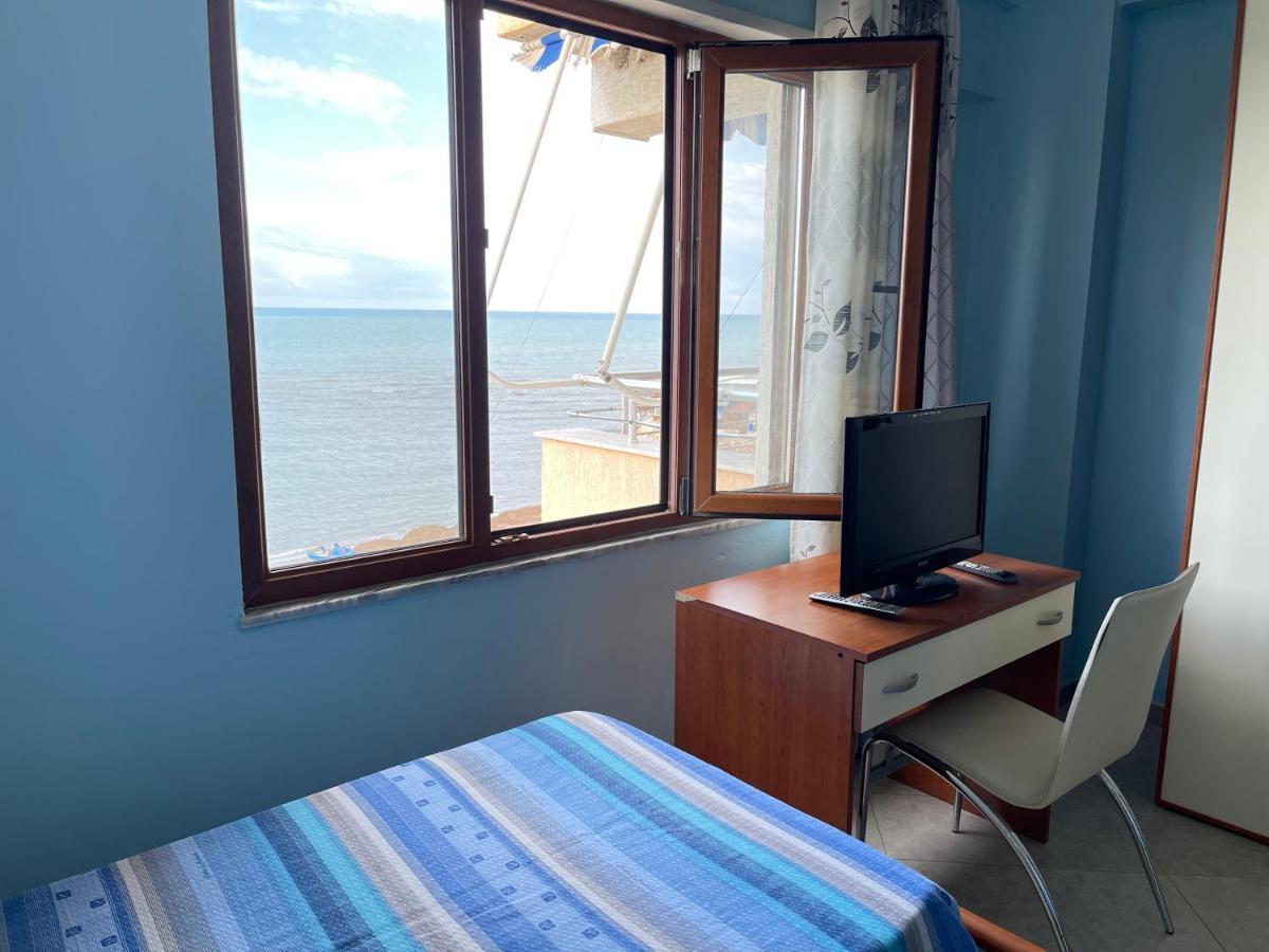 Sea View Apartment/Beach/City Center/Wifi Durrës Exterior foto